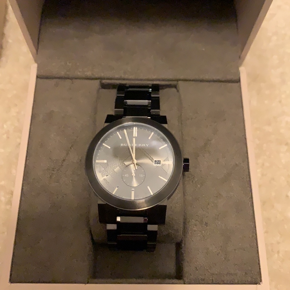 Burberry Men’s Large Grey Stainless Steel Watch
